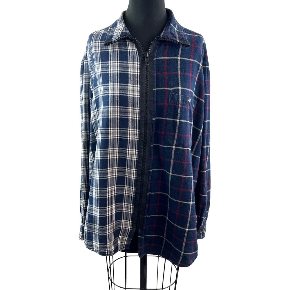 Furst of a Kind Navy White Top Plaid Collared Long Sleeve Classic Full Zip M L?
